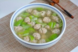Luffa-meatball-soup