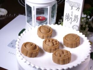 Milk-flavored-chestnut-cakes 