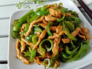 Stir-fried shredded pork with green pepper