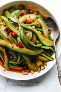 Zucchini stir fry